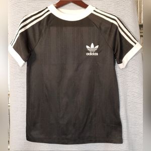 Adidas Originals Women's T shirt,  Size M